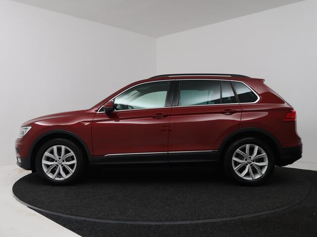 Volkswagen TIGUAN 1.5 TSI ACT Highline | Trekhaak | Stoelverwarming | Navigatie |