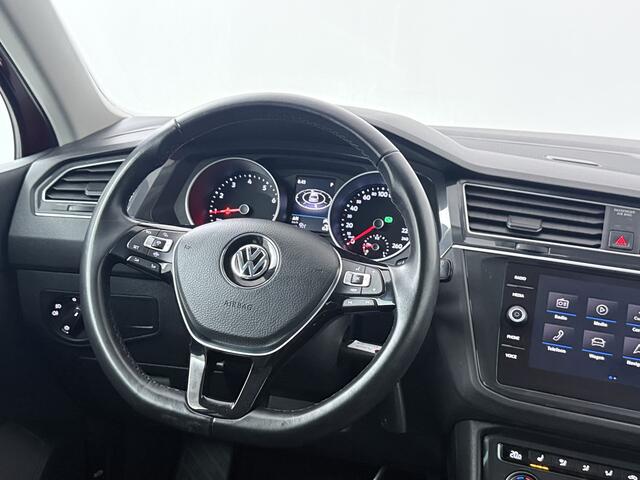 Volkswagen TIGUAN 1.5 TSI ACT Highline | Trekhaak | Stoelverwarming | Navigatie |