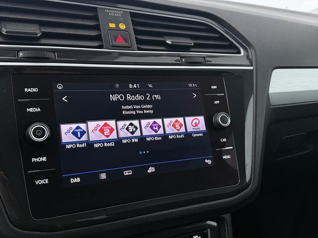 Volkswagen TIGUAN 1.5 TSI ACT Highline | Trekhaak | Stoelverwarming | Navigatie |