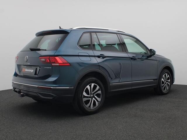 Volkswagen TIGUAN 1.4 TSI eHybrid Life Business 245PK DSG SOH 94,13%, Panoramadak, Trekhaak, Parkeersensoren voor en achter, Stoel-Stuurverwarming, Adaptieve Cruise Control, LED Plus Verlichting, Elektr. Achterklep, 17" LM Velgen