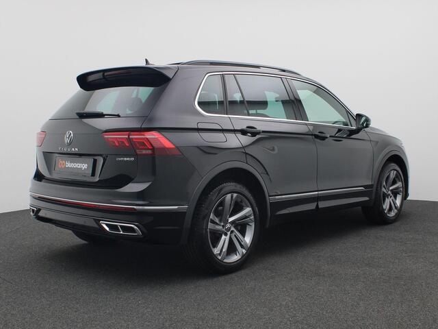 Volkswagen TIGUAN 1.4 TSI eHybrid R-Line Business Panoramadak, Achteruitrijcamera, Side Assist, Keyless, Matrix LED Verlichting, 19" LM Velgen, Elektr. Achterklep, Stoel-Stuurverwarming