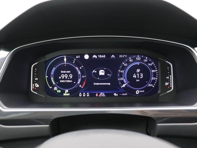 Volkswagen TIGUAN 1.4 TSI eHybrid R-Line Business Panoramadak, Achteruitrijcamera, Side Assist, Keyless, Matrix LED Verlichting, 19" LM Velgen, Elektr. Achterklep, Stoel-Stuurverwarming