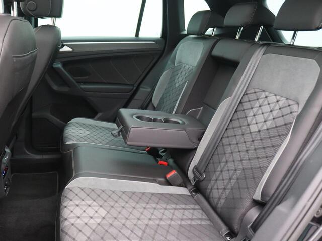 Volkswagen TIGUAN 1.4 TSI eHybrid R-Line Business Panoramadak, Achteruitrijcamera, Side Assist, Keyless, Matrix LED Verlichting, 19" LM Velgen, Elektr. Achterklep, Stoel-Stuurverwarming