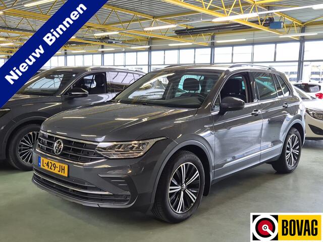 Volkswagen TIGUAN 1.5 TSI Life -150pk- Automaat | Camera | Stuur- & Stoelverwarming | Trekhaak | Rijklaarprijs incl. 1 jaar Bovag garantie
