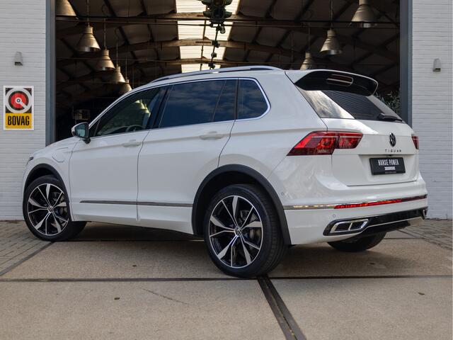 Volkswagen TIGUAN 1.4 TSI eHybrid R-Line Business+ *Pano | IQ | ACC | 20" | Trekhaak | Stoelverw. (achter) | Leder/Alcantara | CarPlay | Navi*
