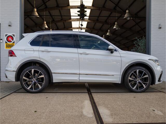 Volkswagen TIGUAN 1.4 TSI eHybrid R-Line Business+ *Pano | IQ | ACC | 20" | Trekhaak | Stoelverw. (achter) | Leder/Alcantara | CarPlay | Navi*
