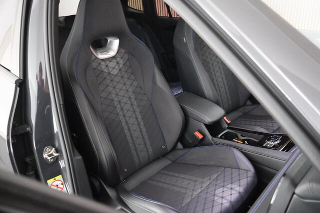 Volkswagen TIGUAN 1.5 204pk eHybrid R-Line Edition Black Style Trekhaak 360Camera Keyless Massage Panoramadak Navigatie