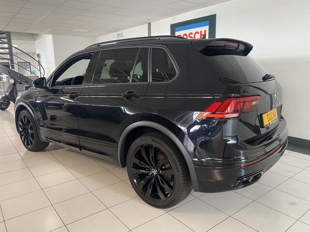 Volkswagen TIGUAN 1.4 TSI eHybrid R-Line Business+Black style Panoramadak / Trekhaak /Carplay/ Leer