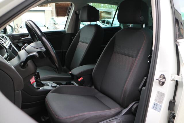 Volkswagen TIGUAN 2.0 TSI 4Motion Highline Business R | Automaat | Trekhaak! | Carplay |