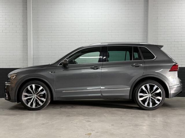Volkswagen TIGUAN 2.0 TSI 4Motion R-Line! Pano, 360 Camera, HUD, Elektr Trekhaak, Enz. Enz....