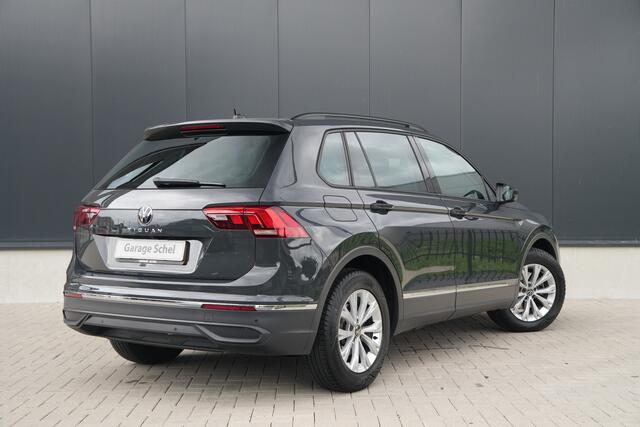 Volkswagen TIGUAN 1.5 TSI Elegance 150pk - Trekhaak - Stoel/Stuurverwarming - Keyless - Massage - ACC - IQ LED - Rijklaar