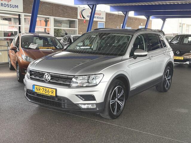 Volkswagen TIGUAN 1.4 TSI ACT Comfortline Trekhaak | Leer | Zeer mooie auto | NAP.