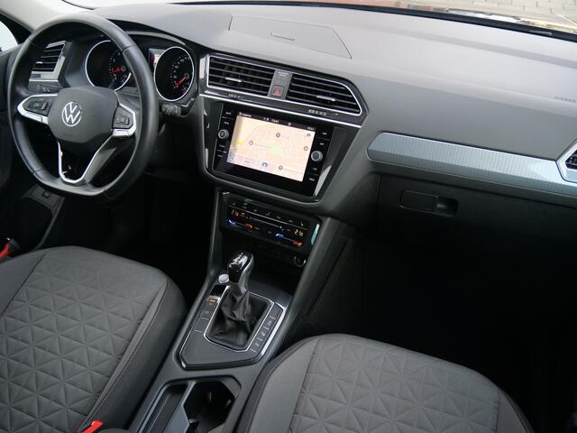 Volkswagen TIGUAN 1.5 TSI Elegance 150 Pk Automaat Navi / DAB / Camera
