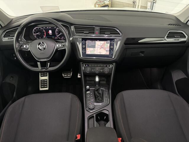 Volkswagen TIGUAN 2.0 TSI 4Motion Highline | SCHUIF-KANTEL DAK | TREKHAAK | 360 CAMERA |