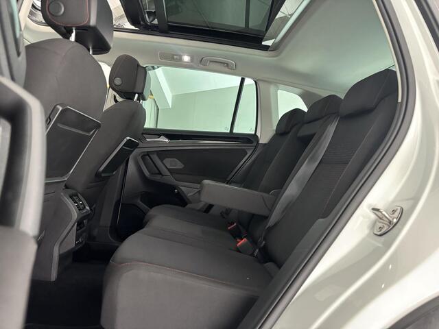 Volkswagen TIGUAN 2.0 TSI 4Motion Highline | SCHUIF-KANTEL DAK | TREKHAAK | 360 CAMERA |