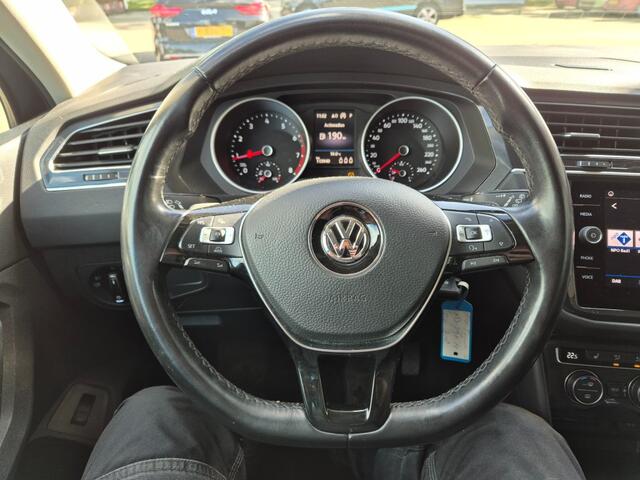 Volkswagen TIGUAN 1.4 TSI ACT Comfort Business, Trekhaak, Carplay, Stoelverwarming, Automaat, ALL IN prijs!
