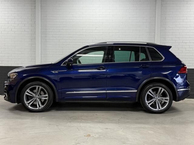 Volkswagen TIGUAN 2.0 TSI 4Motion R-Line! Pano, HUD, 360 Camera, Elektr. Trekh. Memory stoelen!