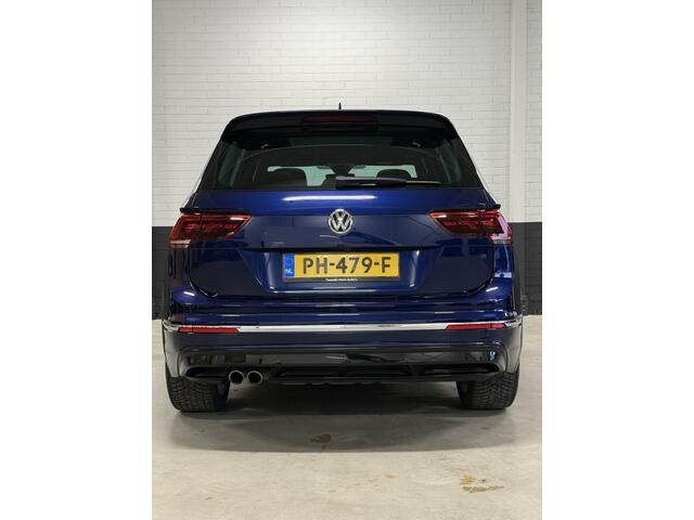 Volkswagen TIGUAN 2.0 TSI 4Motion R-Line! Pano, HUD, 360 Camera, Elektr. Trekh. Memory stoelen!
