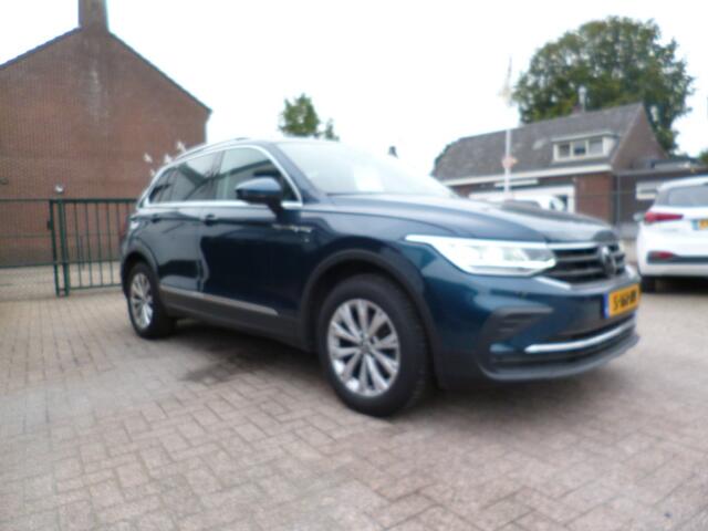Volkswagen TIGUAN 1.5 TSI 110Kw Life Business