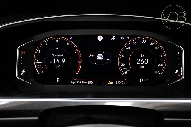Volkswagen TIGUAN Allspace 1.5 TSI Highline Business R 7-Persoons PANO TREKHAAK