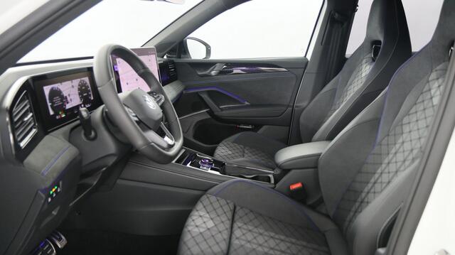 Volkswagen TIGUAN 1.5 eHybrid 204pk R-Line Edition DSG / Head-up Display / Stoelverwarming / 360 Camera / Trekhaak