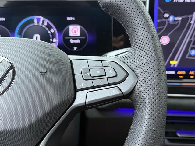 Volkswagen TIGUAN 1.5 eHybrid R-Line Edition | 272 PK | SoH 100% | Trekhaak wegklapbaar | Adaptive Cruise Control | 360 graden camera | Volleder | Panoramadak | Head-up Display | Matrix LED | Keyless Entry | Dodehoek detectie | Elektrische achterklep | Draadloze telefoonlader | Stoelmassage & -ventilatie | Stuur- & Stoelverwarming | Apple Carplay / Android Auto |