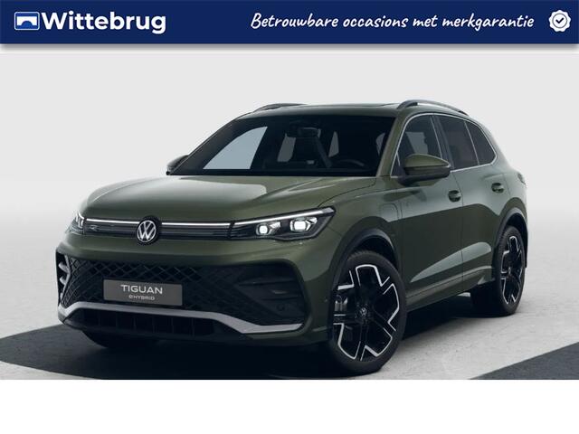Volkswagen TIGUAN 1.5 eHybrid 272PK DSG R-Line Edition / Resterende Fabrieksgarantie tot 29-06 2030 / Trekhaak / Panoramadak / 20'' LMV / VW