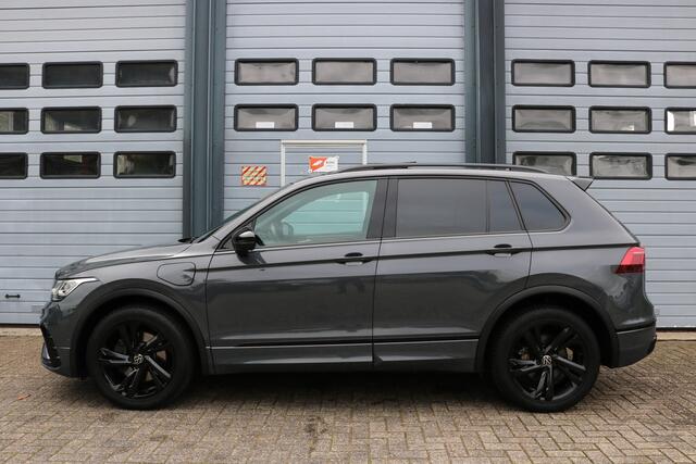 Volkswagen TIGUAN 1.4 TSI eHybrid R-Line Black style Virtual cockpit Xenon Led Navi Panodak T-haak Bj:2021