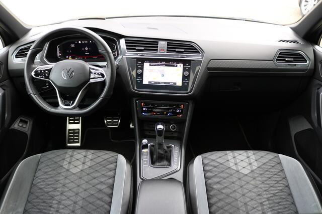 Volkswagen TIGUAN 1.4 TSI eHybrid R-Line Black style Virtual cockpit Xenon Led Navi Panodak T-haak Bj:2021
