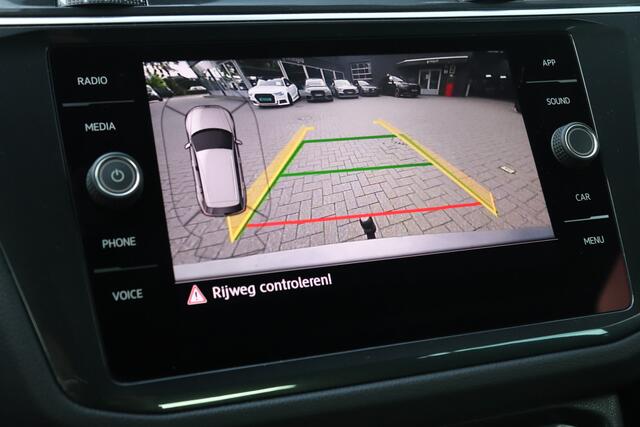 Volkswagen TIGUAN 1.5 TSI DSG Massage Trekhaak ACC