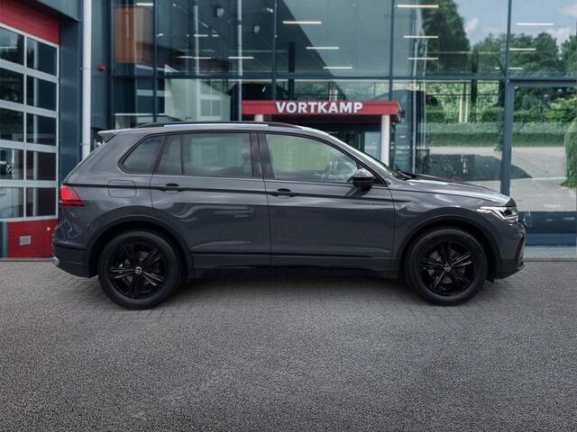Volkswagen TIGUAN 1.5 TSI DSG Urban SPORT TREKHAAK/E-KLEP/PDC/ACC/HUD/STOEL+STUURVERW