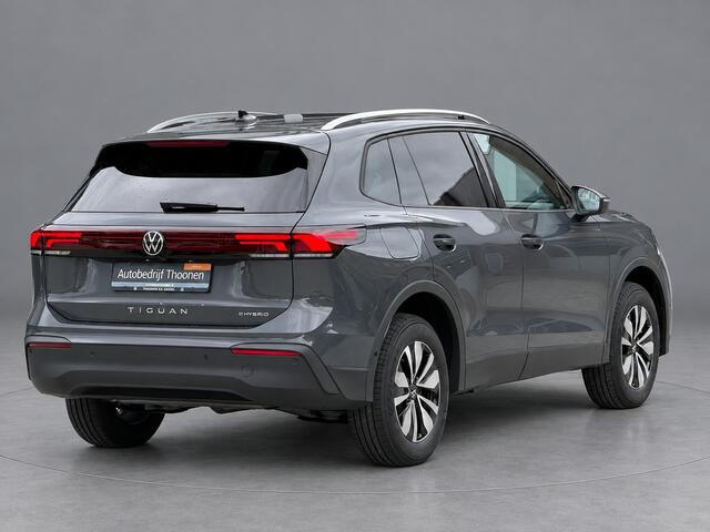 Volkswagen TIGUAN 1.5 eHybrid Life | trekhaak | keyless | 360º camera
