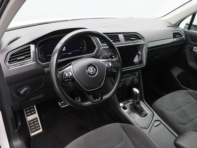 Volkswagen TIGUAN 1.5 TSi ACT 150 Pk Automaat R line | Stoelverwarming | Panorama dak | Camera | Trekhaak | Keyless | 19 Inch | 160.773 Km !!