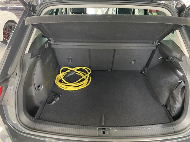 Volkswagen TIGUAN 1.4 TSI eHybrid Elegance Carplay / Camera