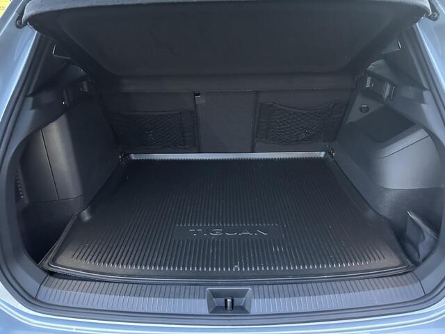 Volkswagen TIGUAN 1.5 eHybrid R-Line Edition