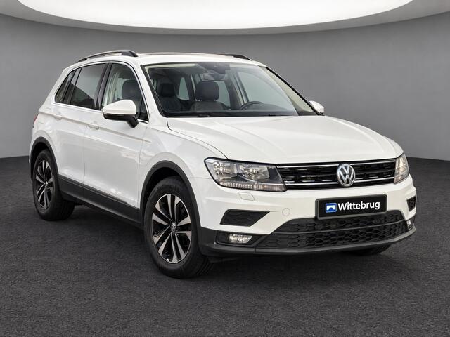 Volkswagen TIGUAN 1.5 TSI ACT Comfortline Business / Pano / Parkeersensoren voor en achter / Navi / Adaptive Cruise Control / App-Connect