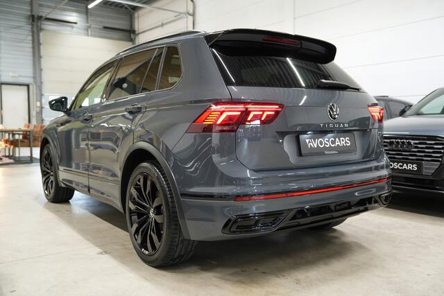 Volkswagen TIGUAN 1.5 TSI R-Line * Pano - Trekhaak - Camera - Black Style - ACC - Blind Spot - 20" - IQ Light - Head Up *