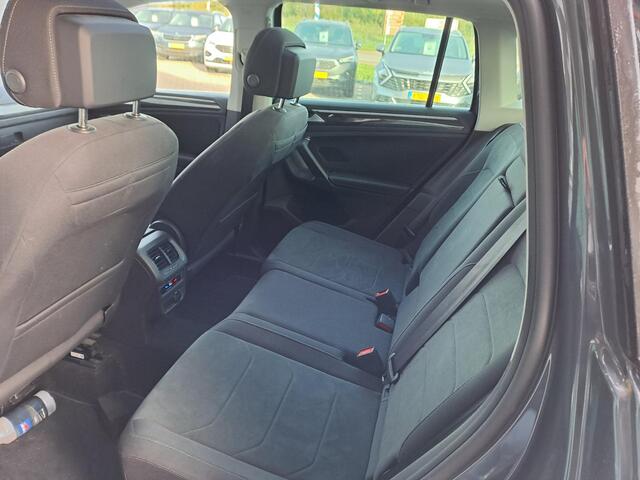Volkswagen TIGUAN 1.4 TSI eHybrid elegance Panoramdak, ACC, IQ-light, Camera, Apple Carplay/Android Auto