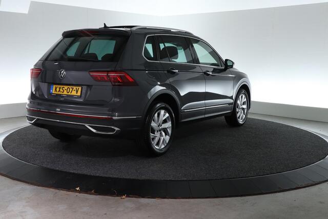 Volkswagen TIGUAN 1.4 TSI eHybrid Elegance | SCHUIF - KANTEL | LEDER | STOEL-STUURVERW. | CARPLAY |