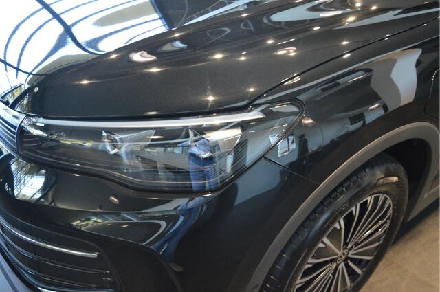 Volkswagen TIGUAN 1.5 eHybrid Life carplay cruise camera led 18 inch !!
