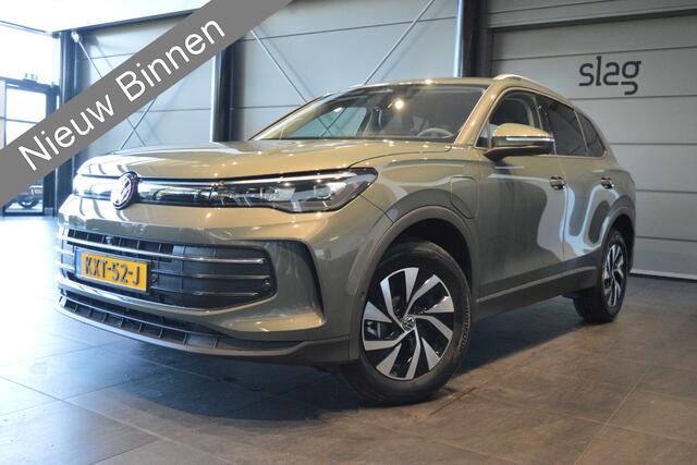 Volkswagen TIGUAN 1.5 eHybrid Life carplay cruise camera led 17 inch !!