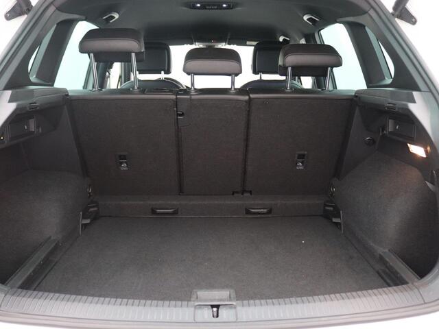 Volkswagen TIGUAN 1.5 TSI R-Line Business+ 150PK DSG Trekhaak, Matrix LED Verlichting, 19" LM Velgen, Navi, Keyless, Stoelverwarming – foto 8
