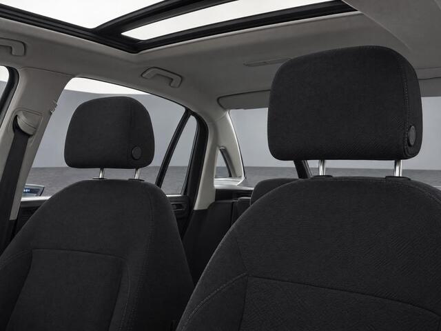 Volkswagen TIGUAN 1.4TSIeHybrid 180kW/245PK Elegance · Panoramadak · Camera + Parkeersensoren · Navigatie · Apple/Android Car Play · – foto 9