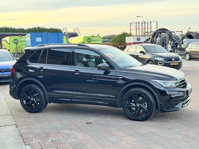 Volkswagen TIGUAN 1.4 TSI eHybrid R-Line Business+ | Black style | IQ Light | Stoel-stuur verw | Camera | SOH 91% | Rijklaar + nieuwe apk