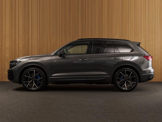 Volkswagen TOUAREG 3.0 TSi eHybrid 4MOTION R PANO-22"-MASSAGE