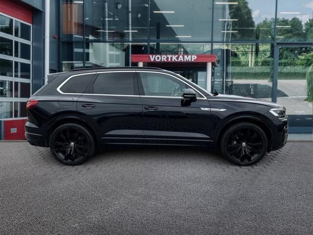 Volkswagen TOUAREG 3.0 TDI R-LINE 4MOTION PANO-DAK/TREKHAAK/DYNAUDIO/LEDER/NAVI/ACC