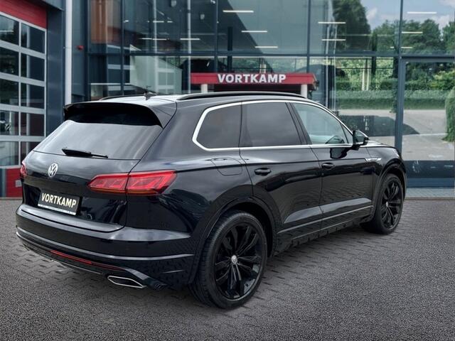 Volkswagen TOUAREG 3.0 TDI R-LINE 4MOTION PANO-DAK/TREKHAAK/DYNAUDIO/LEDER/NAVI/ACC