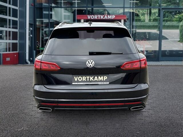 Volkswagen TOUAREG 3.0 TDI R-LINE 4MOTION PANO-DAK/TREKHAAK/DYNAUDIO/LEDER/NAVI/ACC