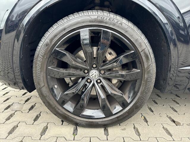 Volkswagen TOUAREG 3.0 TDI R-LINE 4MOTION PANO-DAK/TREKHAAK/DYNAUDIO/LEDER/NAVI/ACC