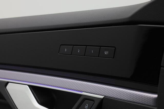 Volkswagen TOUAREG R 3.0 TSi 462 pk tiptronic E-Hybrid 4MOTION | Panoramadak | Trekhaak | Leder | Nachtzicht | Geheugen-/massagestoelen | Stoelventilatie | Rondomzicht camera